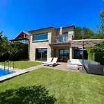Casa En Con Pisicina Privada *