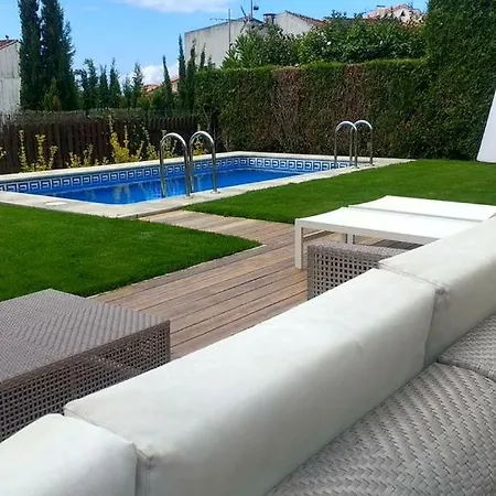 Casa En Con Pisicina Privada * Sanxenxo